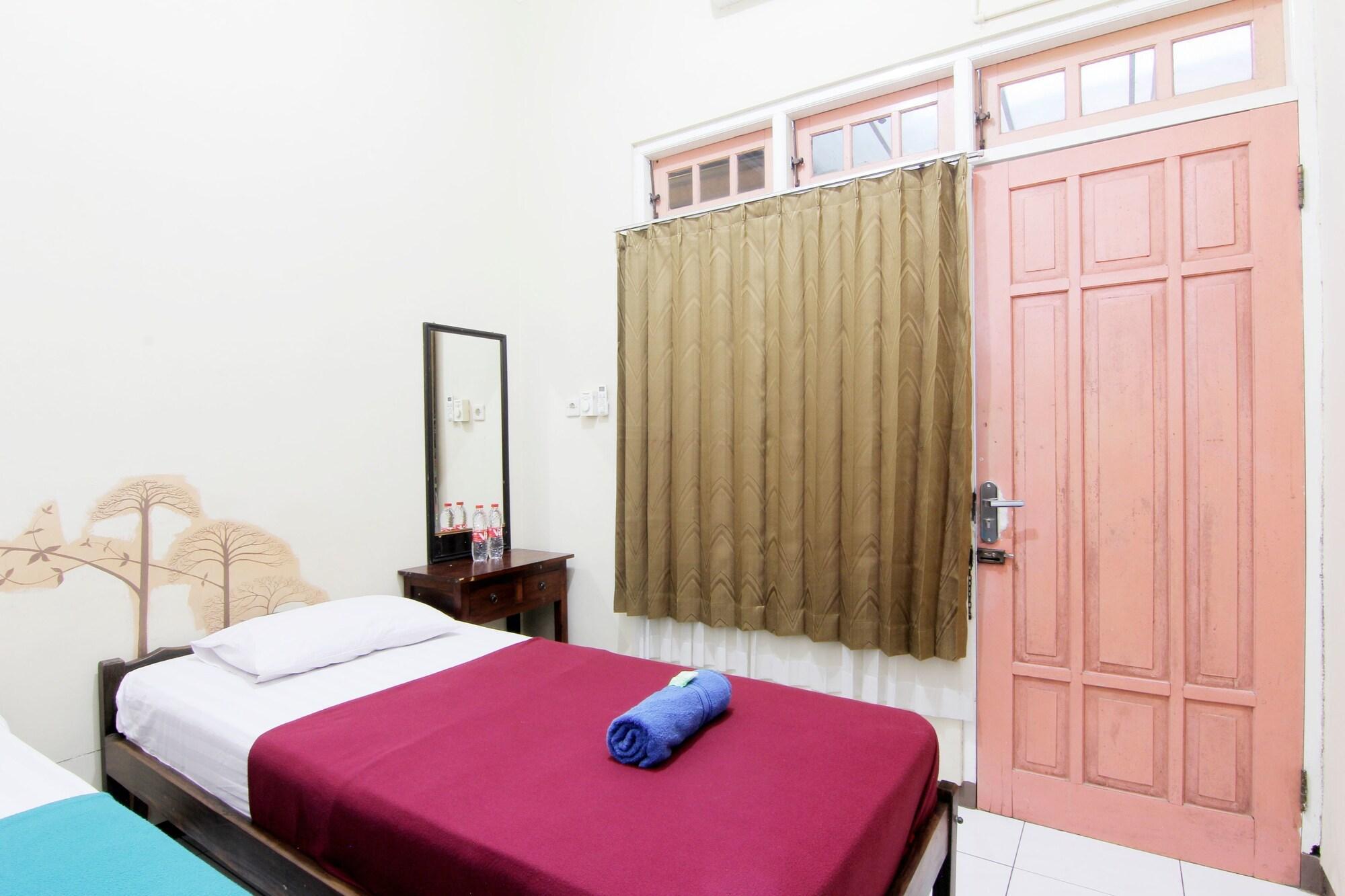 Monica Hotel Yogyakarta Exterior photo