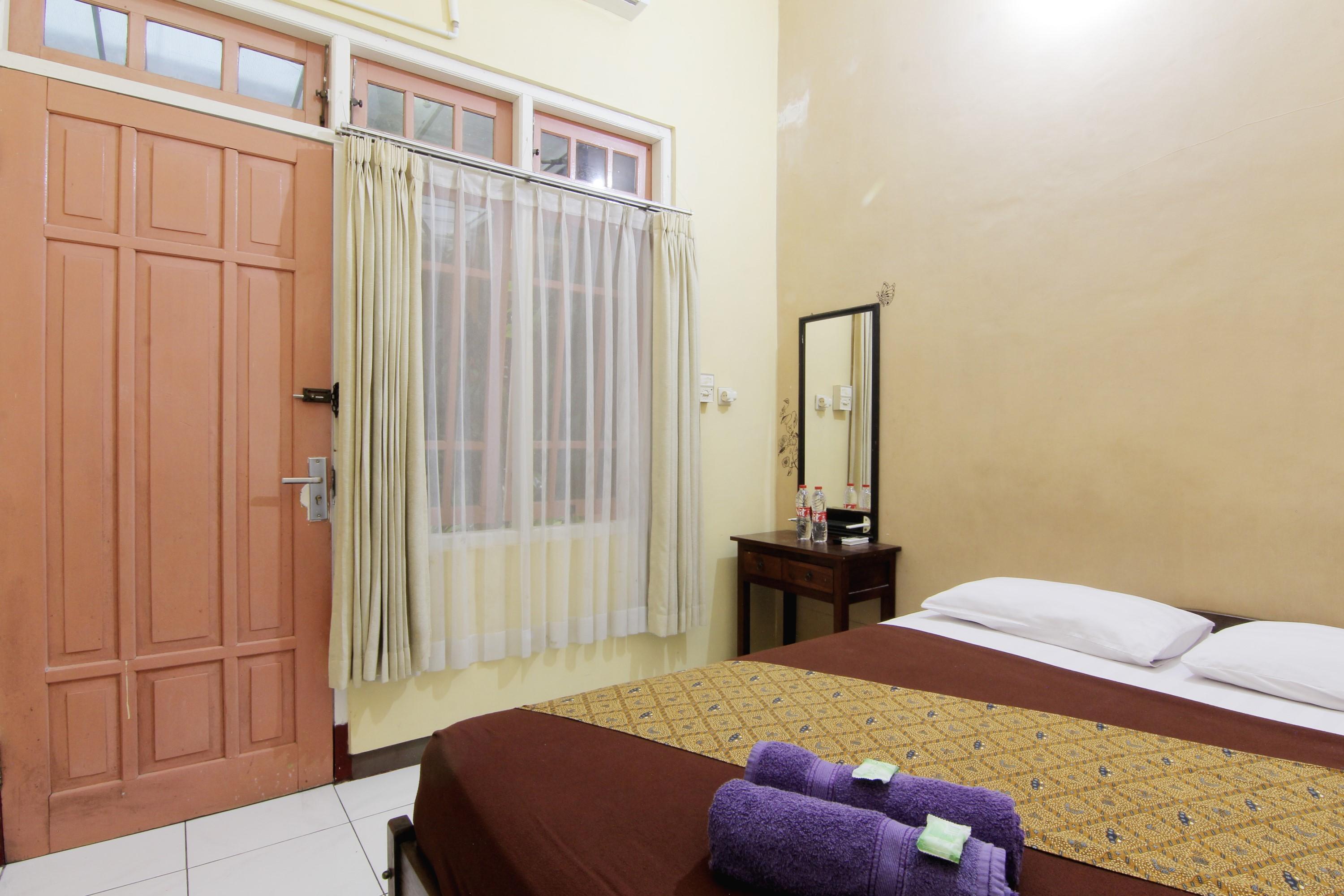 Monica Hotel Yogyakarta Exterior photo