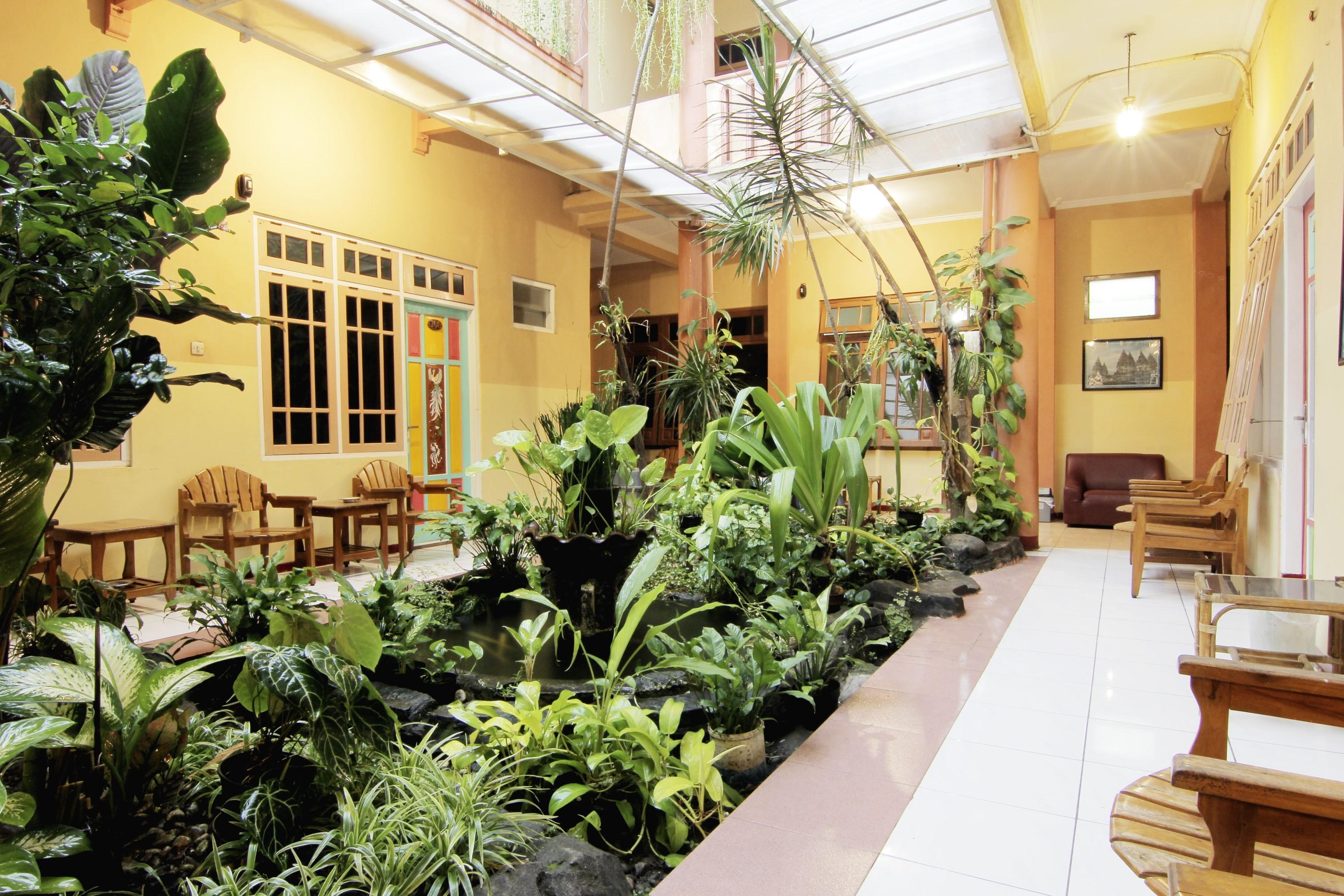 Monica Hotel Yogyakarta Exterior photo