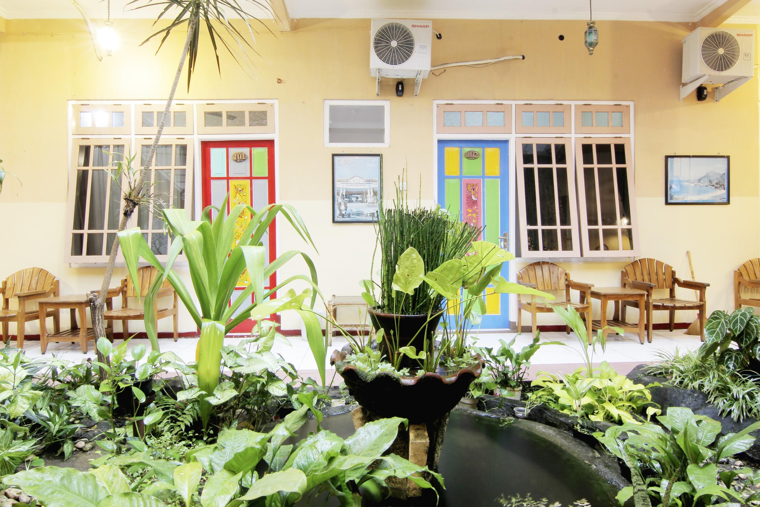 Monica Hotel Yogyakarta Exterior photo